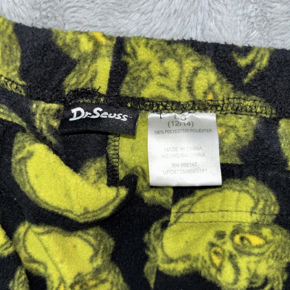 Dr. Seuss the grinch footed pajama‎ pants Lg